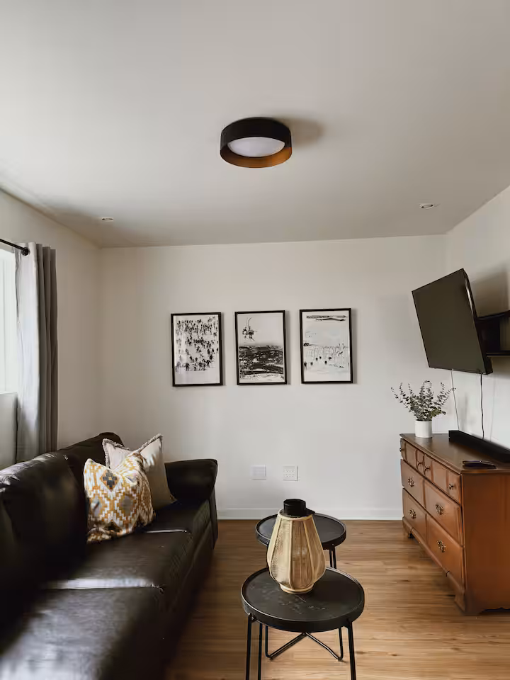 Salon séjour appartement lodge Mont-Tremblant Laurentides